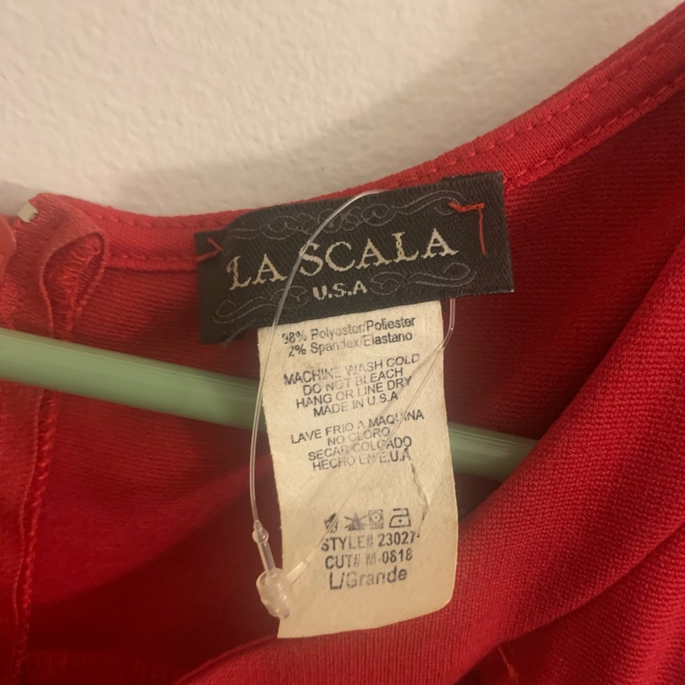 A red long prom dress
